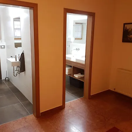 Christine Apartment *